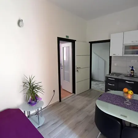 Apartament Kuzma And Split