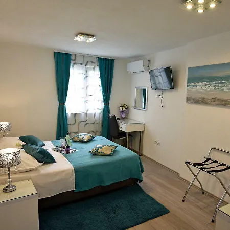 Kuzma Rooms&apartments *