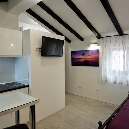 Apartment Kuzma And *